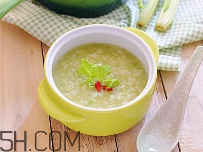 吃什么會(huì)導(dǎo)致頭痛？緩解頭痛的方法有哪些？