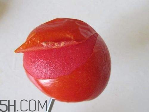 如何快速給西紅柿去皮？西紅柿怎么去皮比較快？
