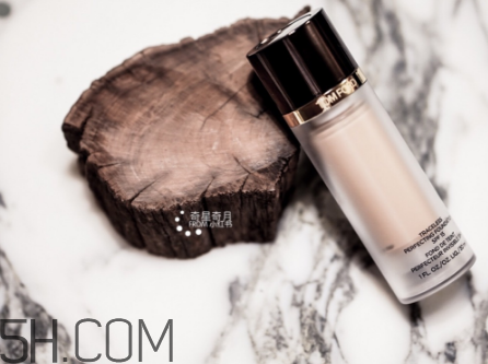 tom ford圓管粉底液怎么樣？tom ford圓管粉底液測評