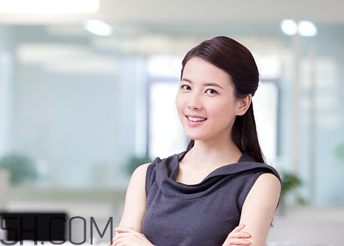 婦炎潔可以男人用嗎？婦炎潔可以去頭皮屑嗎？