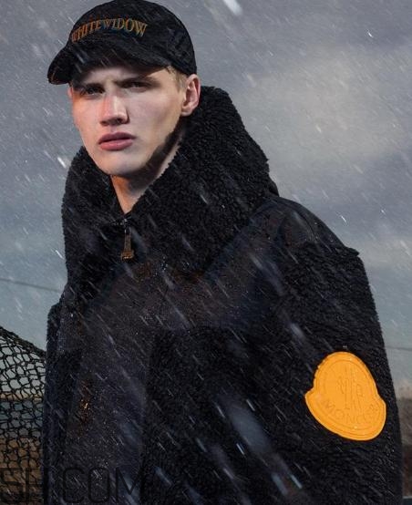 moncler羽絨服多少錢？moncler羽絨服價格