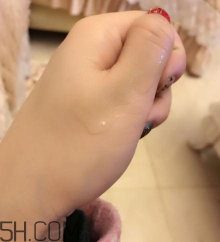 春紀眼霜怎么樣？春紀眼霜好用嗎？