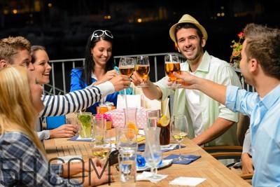 導(dǎo)致結(jié)石的原因有哪些？哪些飲食習(xí)慣容易導(dǎo)致結(jié)石？