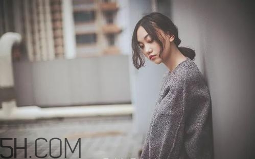 導(dǎo)致結(jié)石的原因有哪些？哪些飲食習(xí)慣容易導(dǎo)致結(jié)石？