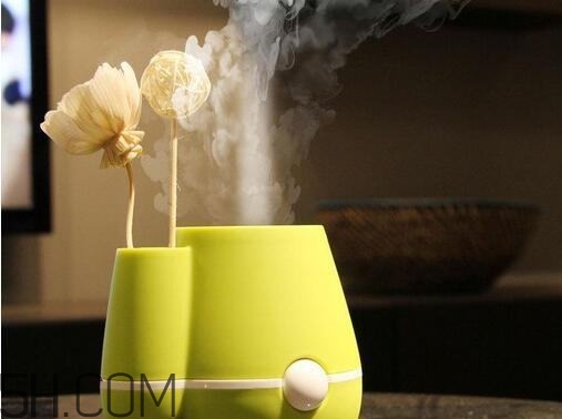 加濕器噴熱氣好嗎？加濕器噴熱氣好還是噴冷氣好？