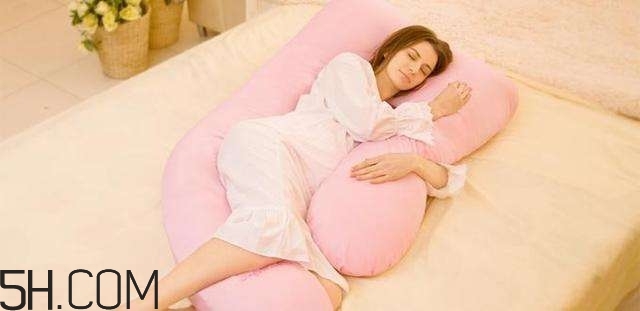 睡覺不關(guān)燈的危害有哪些？如何正確的睡個美容覺？