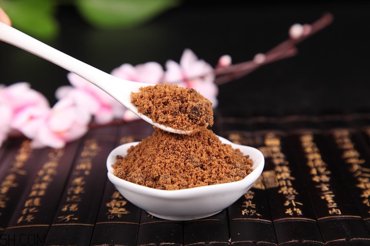 紅豆薏米加紅糖好嗎？紅豆薏米加紅糖的功效有哪些？