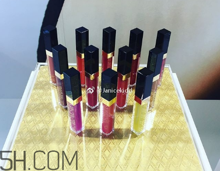suqqu2018春季彩妝多少錢？suqqu化妝品產(chǎn)品介紹