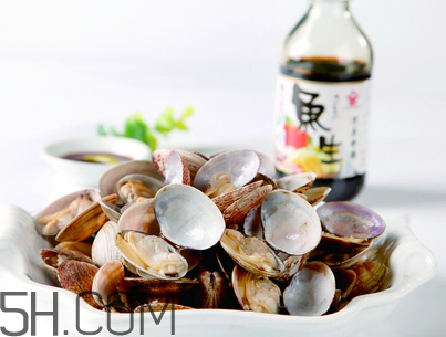 花甲需要焯水嗎？吃花甲不能吃什么？