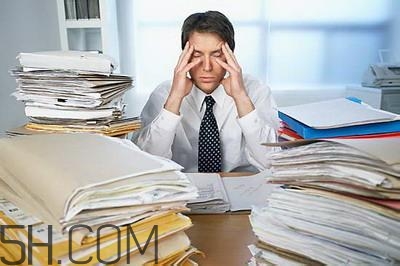 什么樣的人會(huì)得焦慮癥？焦慮癥如果不治會(huì)好嗎？