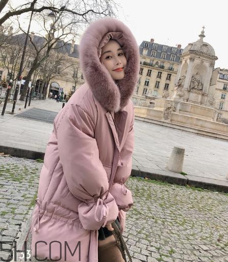 羽絨服充絨量和含絨量什么區(qū)別？羽絨服充絨量多少暖和？