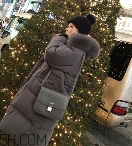 白鴨絨羽絨服保暖嗎？白鴨絨有味道怎么去味？