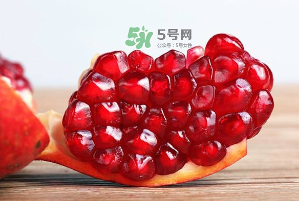 吃石榴籽有什么好處？吃石榴籽有副作用嗎？