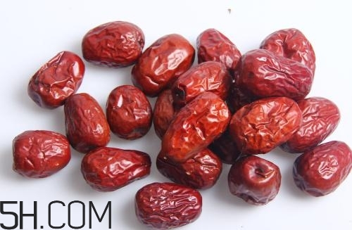 哪些人吃紅棗對(duì)健康不利？不能吃紅棗的人有哪些？