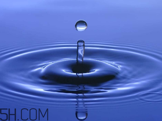 雙氧水能治牛皮癬嗎？雙氧水能去除血漬嗎？