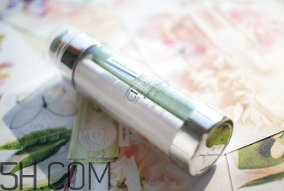 倩碧淡斑精華用在哪一個(gè)步驟？適合哪個(gè)季節(jié)用？