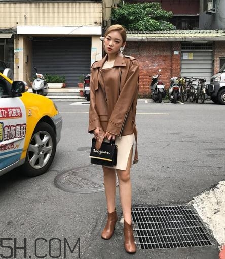 冬天穿裙子配什么鞋子？冬天穿裙子配什么鞋好看？
