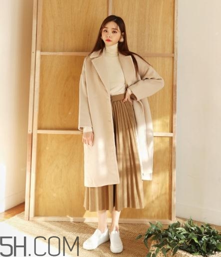冬天穿裙子配什么鞋子？冬天穿裙子配什么鞋好看？