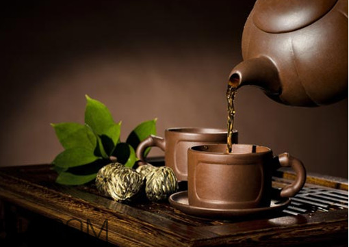 喝茶對牙齒好嗎？喝茶牙齒會變黃嗎？