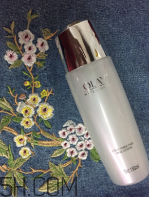 Olay15秒面膜水可以白天用嗎？能見光嗎？
