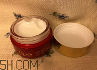 Olay小臉面霜使用心得 產(chǎn)品評(píng)測