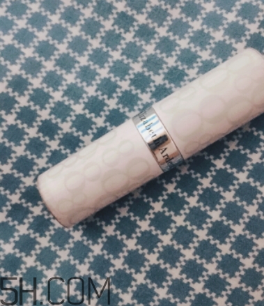 雅頓和蘭芝哪個(gè)好？伊麗莎白雅頓和蘭芝哪個(gè)檔次高