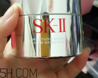 雅頓和sk2哪個好用？伊麗莎白雅頓和skii對比
