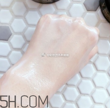 ysl名模肌密卸妝膏好用嗎？卸妝膏適合卸哪個部位？