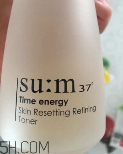 sum37修膚水是爽膚水嗎？功效是什么？