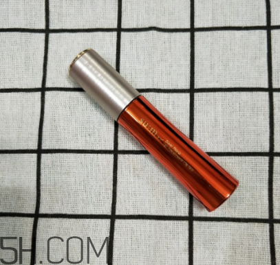 sum37呼吸唇釉是什么香味？香味好聞嗎？