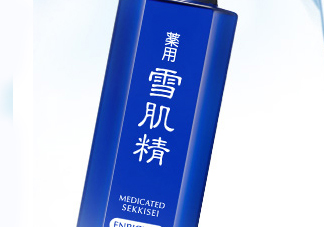 雪肌精化妝水盈潤型適合油皮嗎？適合夏季嗎？