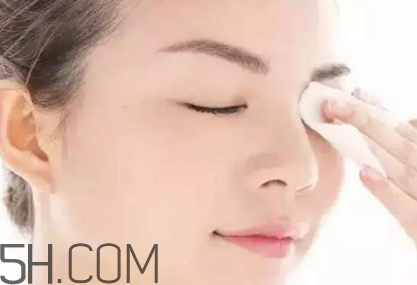 什么時(shí)候適合用卸妝油？洗臉撲可以卸妝么？