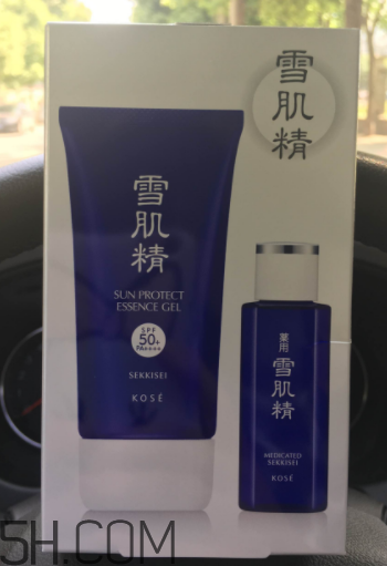 雪肌精防曬啫喱是化學防曬嗎？有刺激嗎？