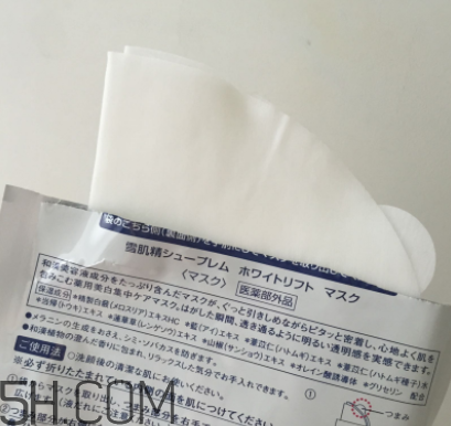 雪肌精純怡美白面膜薄不??？是蠶絲面膜嗎？