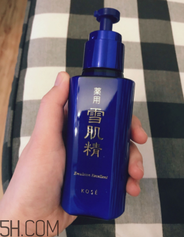 雪肌精哪款乳液保濕效果好？適合秋冬補水？