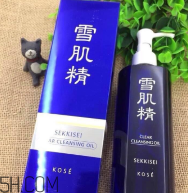 雪肌精卸妝油糊眼睛嗎？雪肌精卸妝油悶痘嗎？