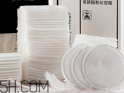 化妝棉卸妝時(shí)候要打濕嗎？使用化妝棉卸妝要注意什么？