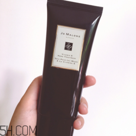 chanel鵝卵石護(hù)手霜測評(píng) 格調(diào)顏值都在線的護(hù)手霜