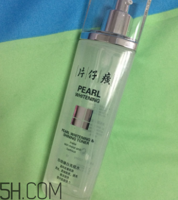 片仔癀珍珠亮膚水適合油皮嗎？適合夏季嗎？