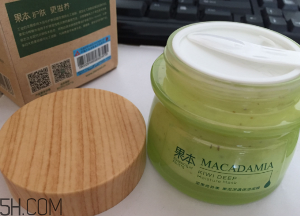 詩婷露雅果泥面膜什么功效？敷完要洗嗎？