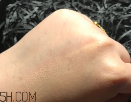 mac魅可和玫珂菲哪個(gè)好？mac魅可和make up for eve對(duì)比