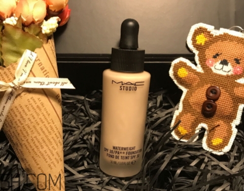 mac魅可和玫珂菲哪個(gè)好？mac魅可和make up for eve對(duì)比