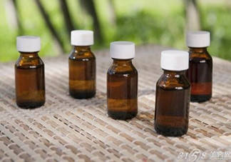 茶樹(shù)精油可以直接涂在臉上嗎？茶樹(shù)精油的功效與作用？