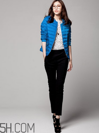 女裝羽絨服怎么保養(yǎng)？輕薄羽絨服怎么搭配？