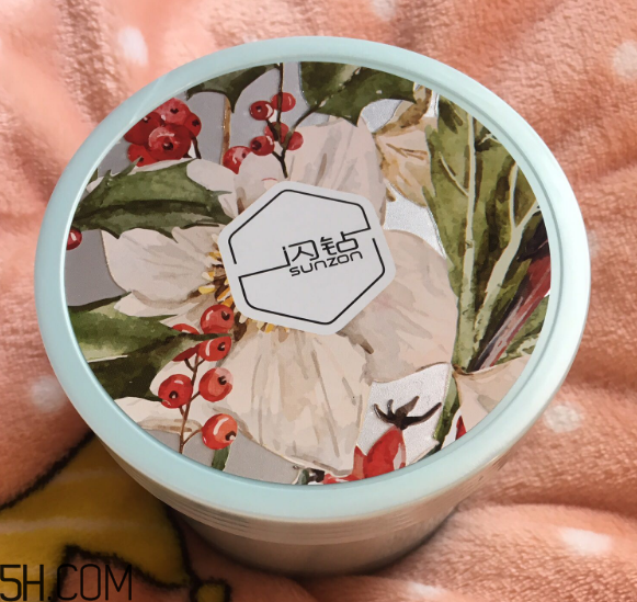 閃鉆植物燙染修復發(fā)膜好用嗎？閃鉆植物燙染修復發(fā)膜使用心得