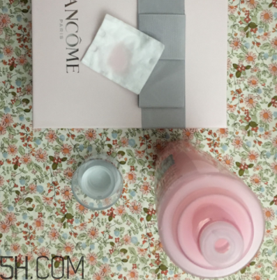 蘭蔻粉水不適合油皮？蘭蔻粉水適合什么膚質(zhì)？
