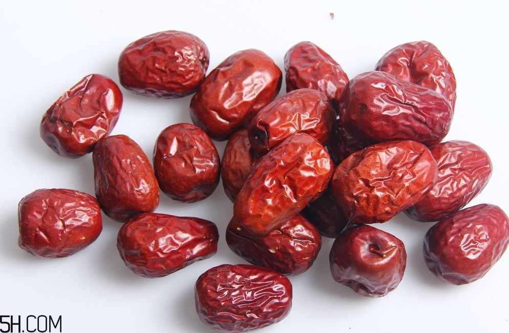 最健康吃紅棗的方法是什么？吃紅棗需要注意些什么？