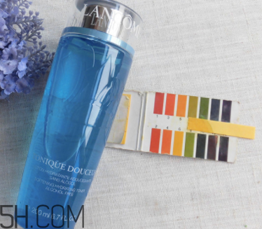 蘭蔻藍(lán)水與粉水、美膚修護(hù)美容液有什么區(qū)別？哪個(gè)好用？