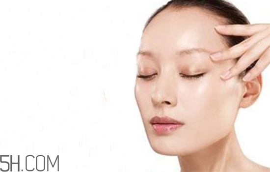 眼霜分幾種？眼霜和眼部精華一樣嗎？