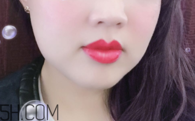 韓熙貞按壓唇膏為什么縮不回？重金屬超標(biāo)？